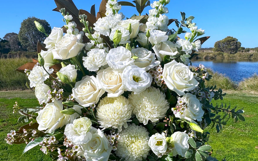 Your Guide to Beautiful & Affordable Wedding Flowers in Perth 💐✨